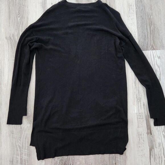 Tahari Sweater Medium Black V Neck Button Down cardigan Stretch Long - Picture 2 of 7